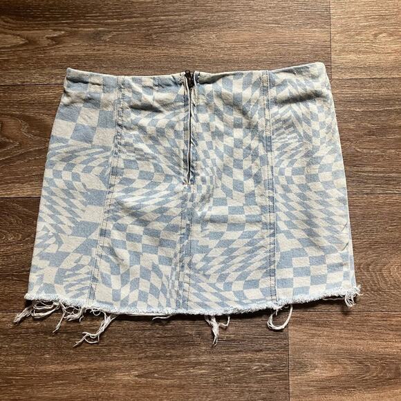 Tinsletown Fitted Mini Skirt Raw Hem (M) Junior Blue Graphics - Picture 13 of 13